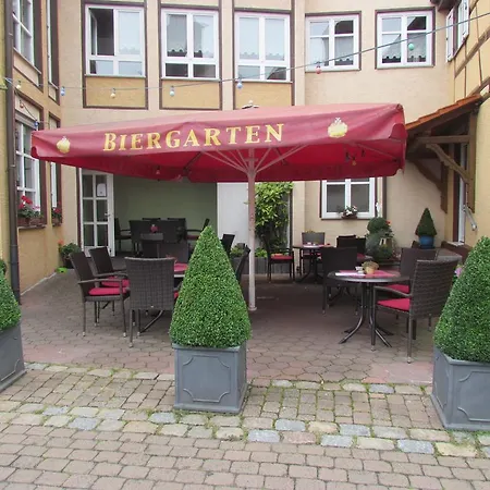 Zum Erker 3*